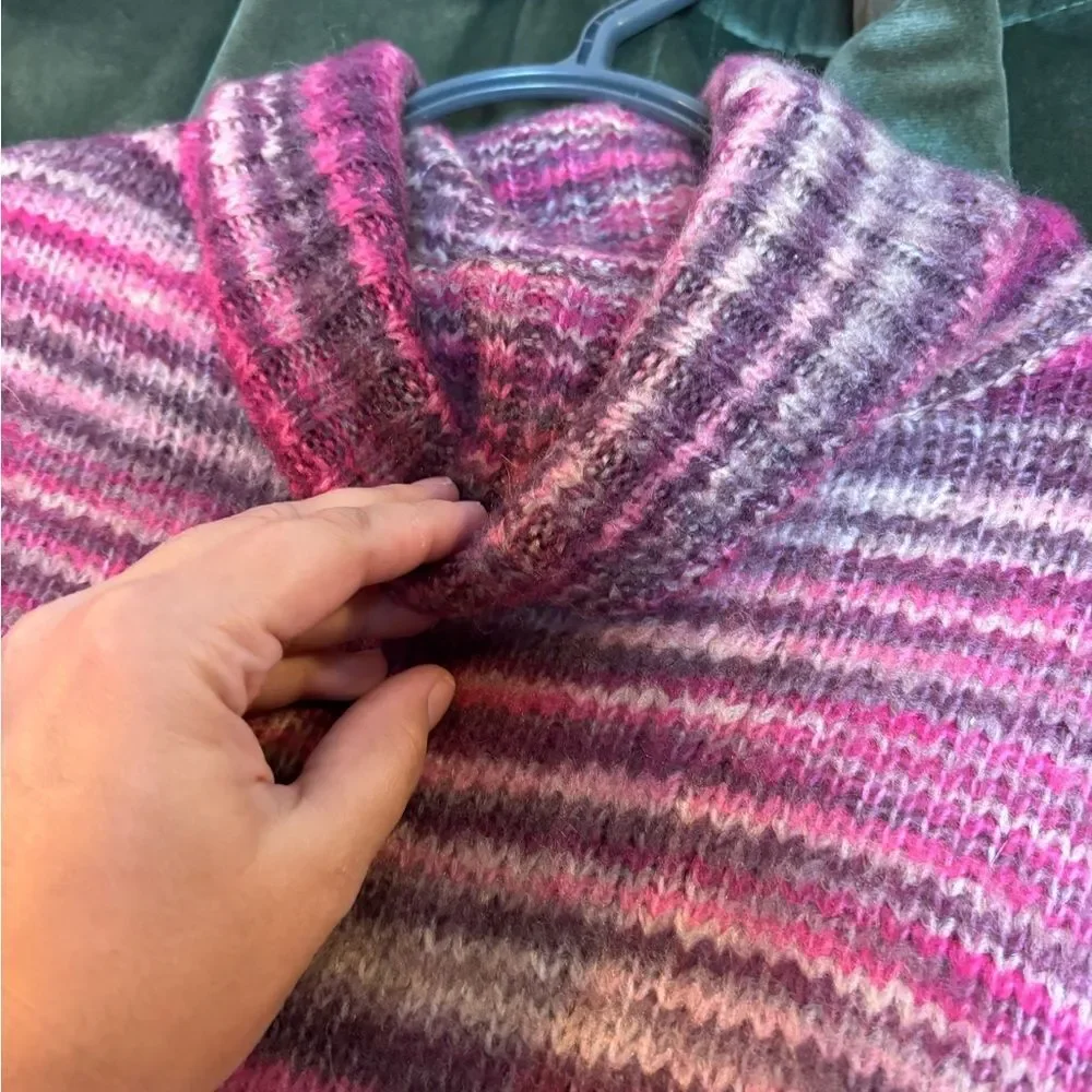 Gorgeous bell, fringe sleeve Striped Pink Sweater